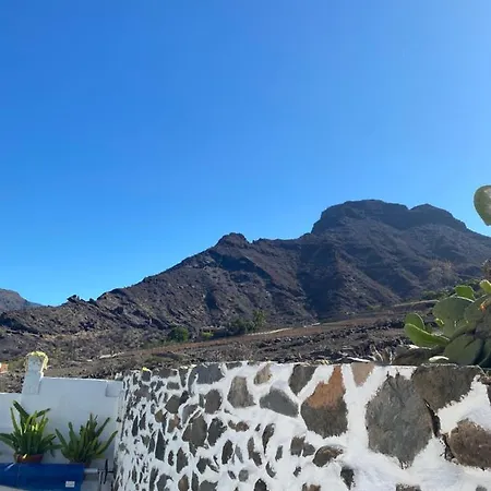 Casa En Mogan بيت للعطل *